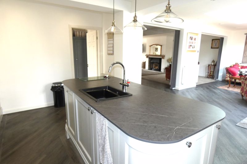 Kitchen/Lounge- click for photo gallery